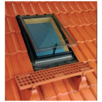 Купить мансардные окна  FAKRO — WSS, WSZ, WSH в Украине | Первый 