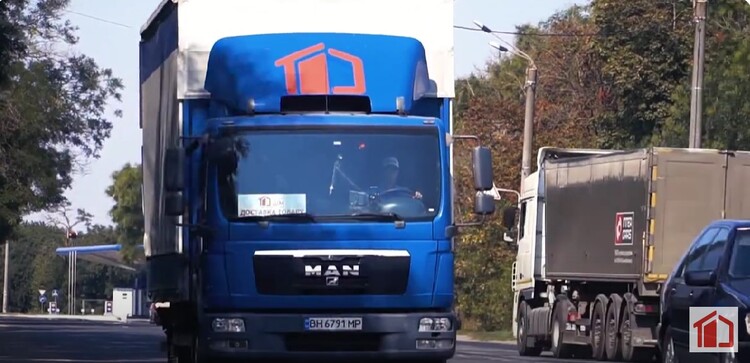 Доставка строительных материалов в районах Харьковского массива, Осокорках, Позняках и Дарнице в городе Киеве - бесплатно от